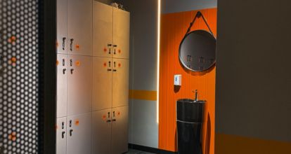 Str. Gheorghe Donici 15, Comănești, Bacău