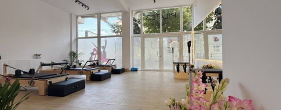 IOA Pilates Reformer