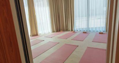 Yoga cu Nico - 