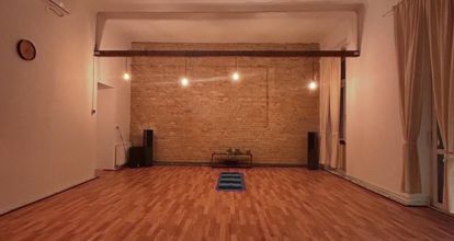 Yoga Atelier TM - 