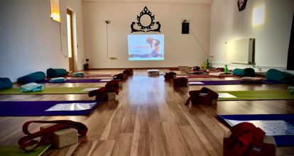 Omni Yoga Academy - Oradea