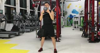 Kettlebell training: The Goblet Squat