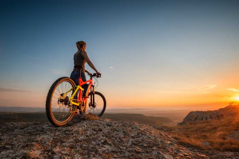 mers cu bicicleta