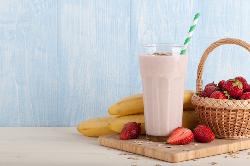 smoothie cu banane si capsune 